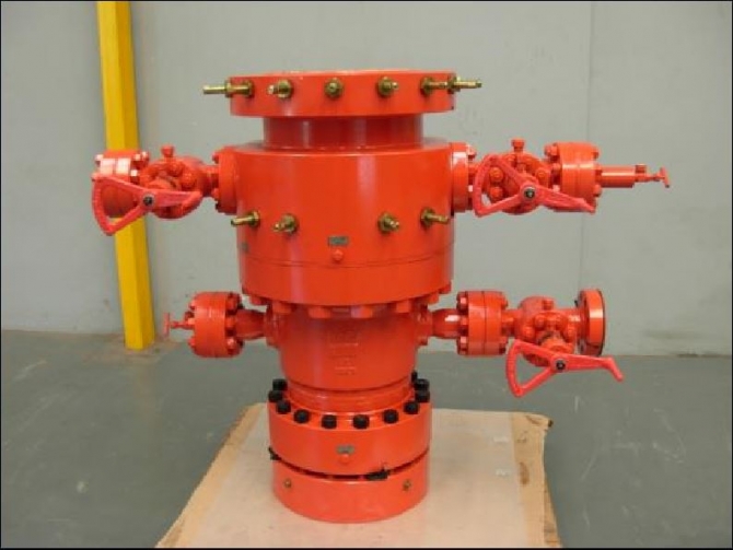 We concluded in Urucu the pioneering installation in Brazil of the Compact WellHead of 13-3 / 8 "x 9-5 / 8" x 7 "